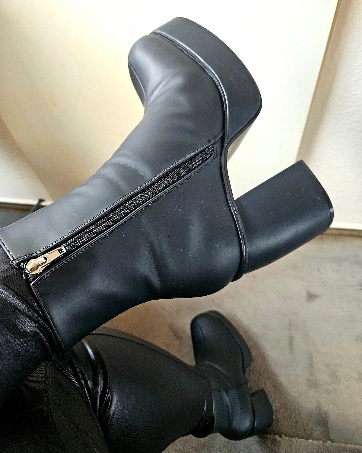 Cute Long Boots: 10 Ideas, From Combat to Over the Knee 5 Black leather knee-high boots with chunky block heels and side zippers.